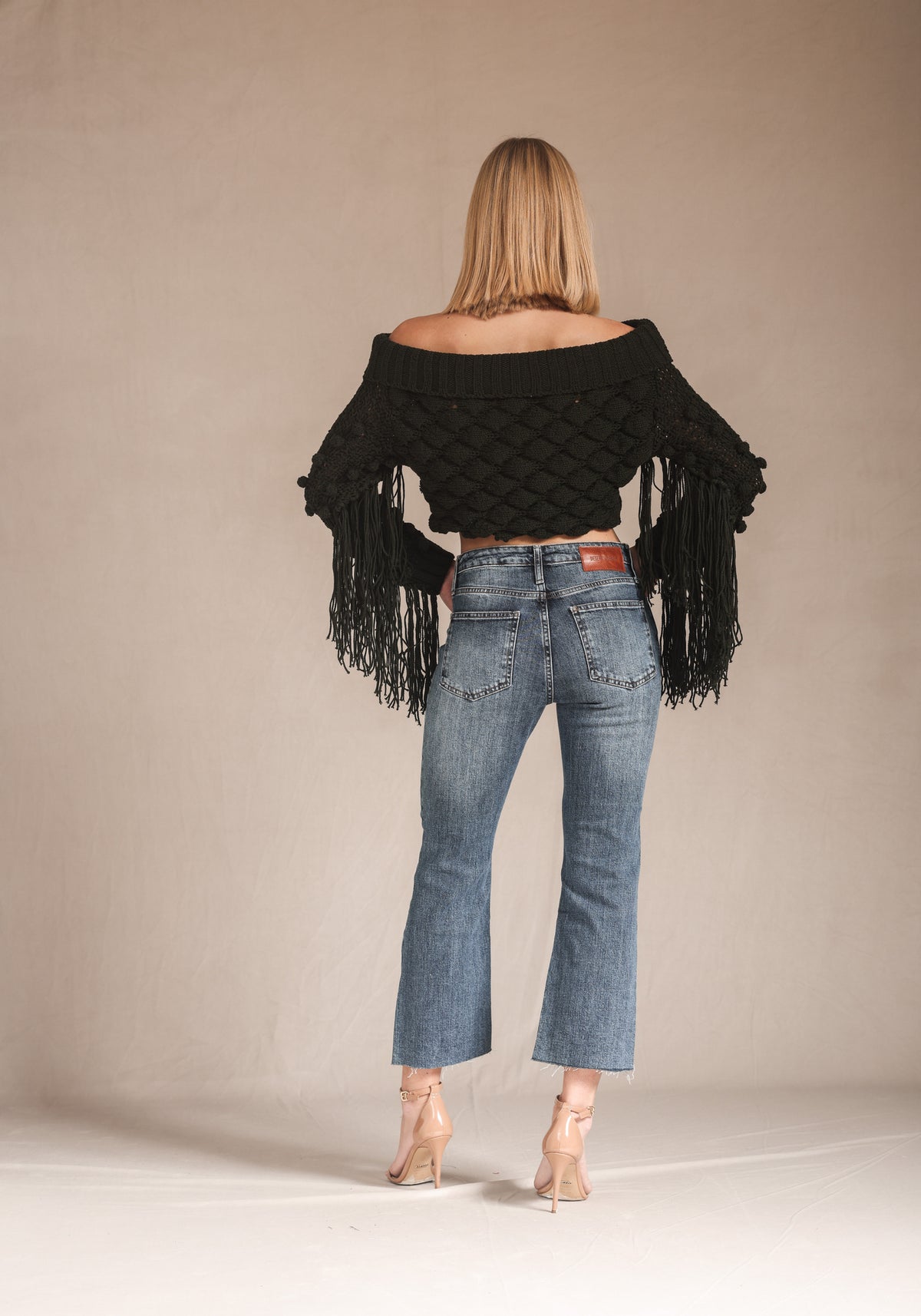 CALCA CROPED BOOTCUT JEANS ESCURO