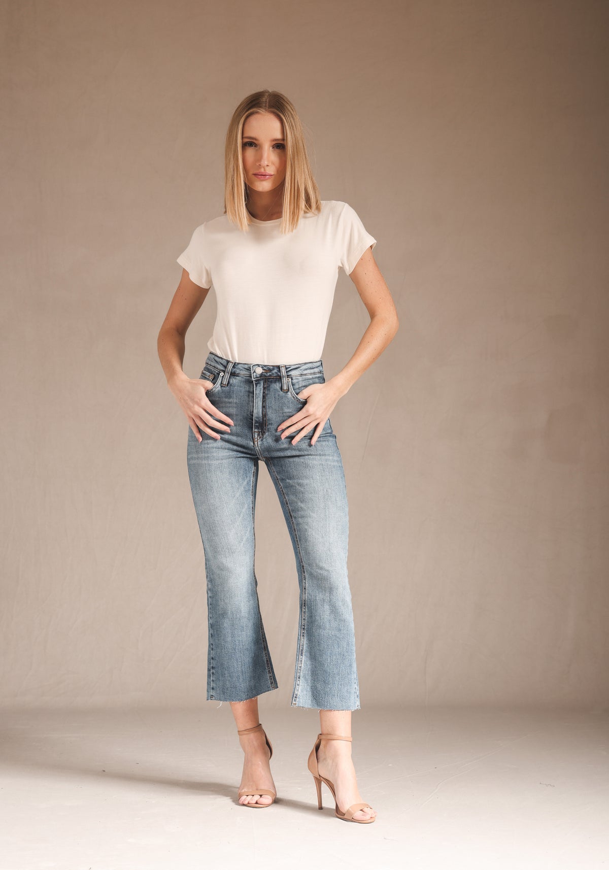 Calça Cropped Bootcut Ayla