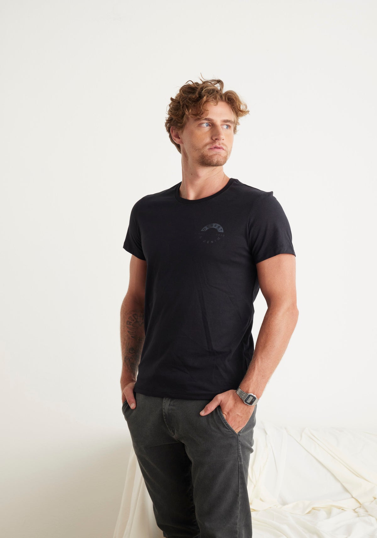 Camiseta Masculina Slim Cali Road Preta