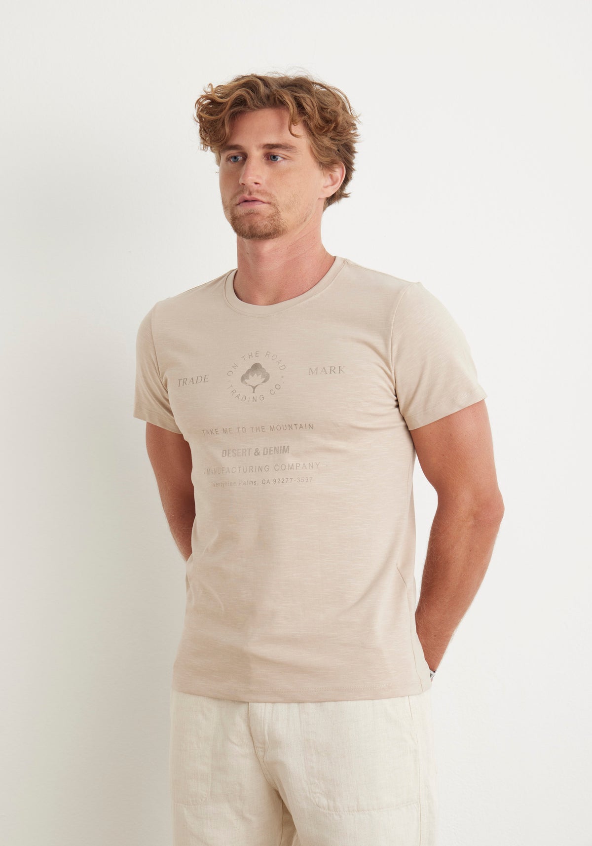 CAMISETA SLIM SPECIALTY GOODS AREIA