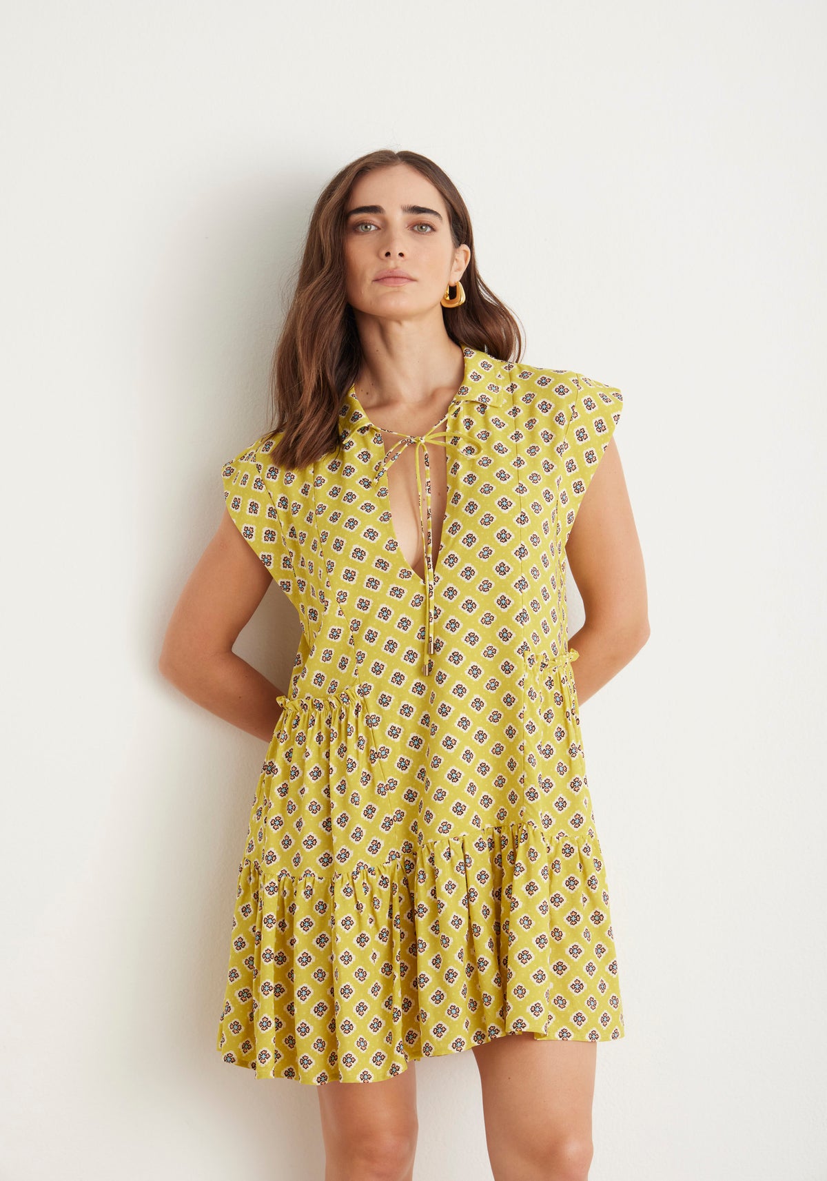 Vestido Curto Babados Viscose Yellow Tie