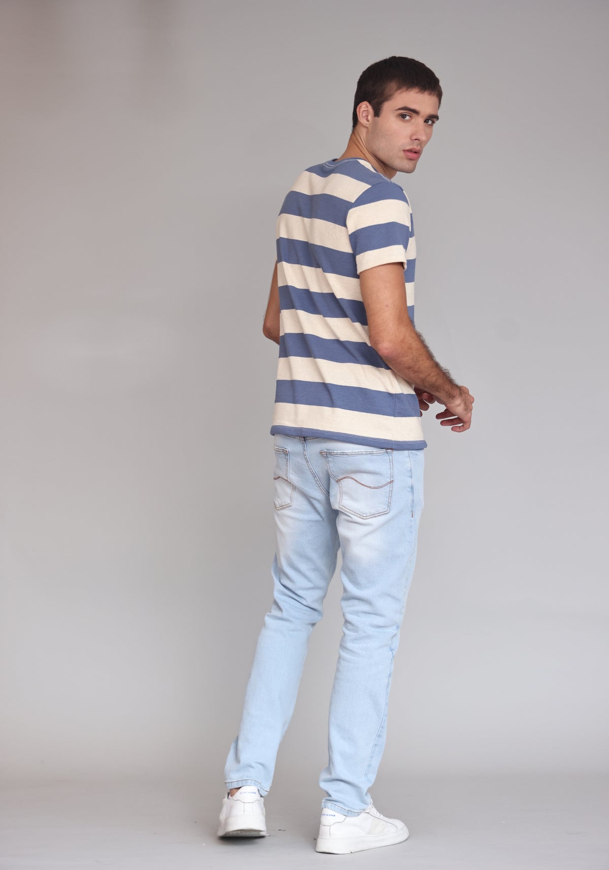 Calça Basic Comfort Masc Jeans Claro