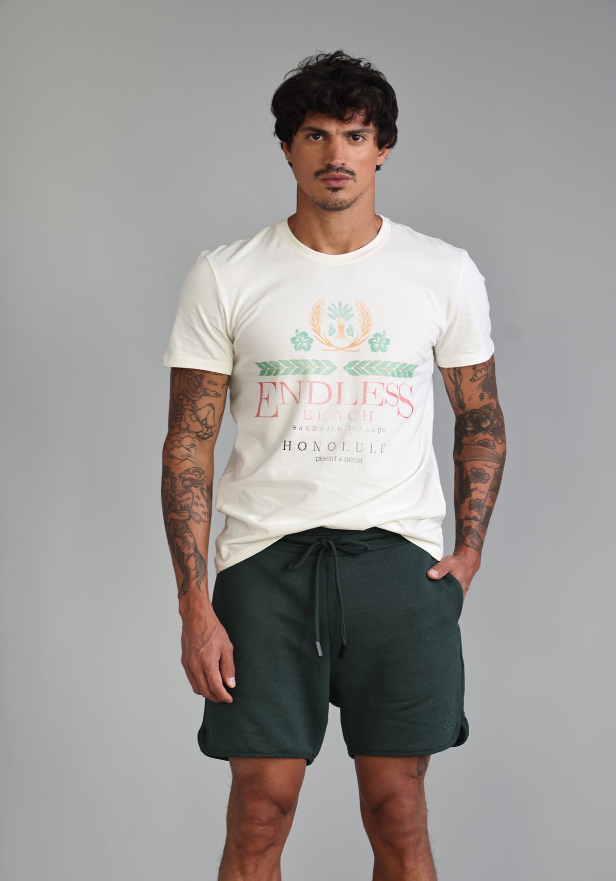 Shorts Bordado Flor Masc Verde