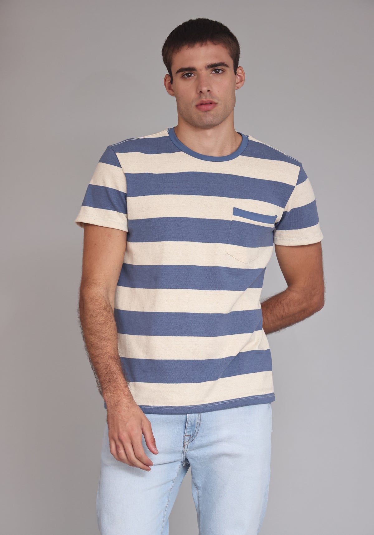 Camiseta Malha Listrada Off White/Azul Masc