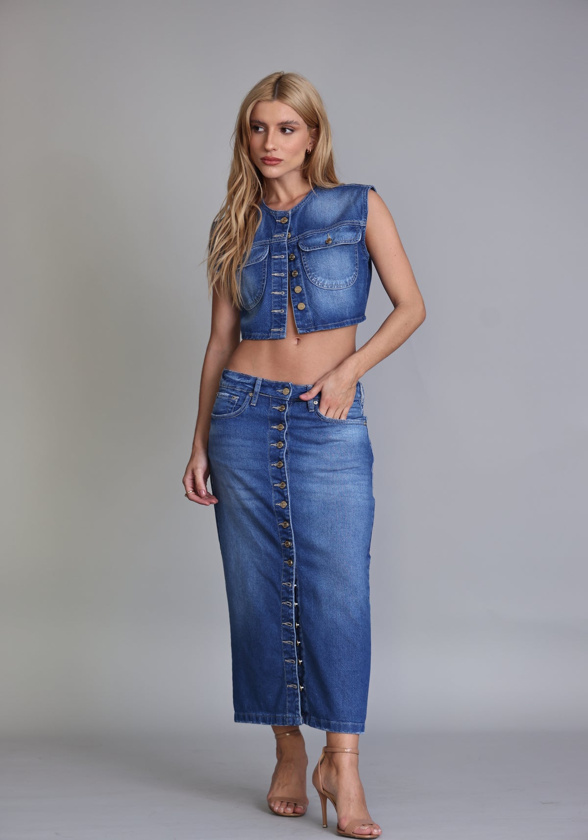 Saia Midi Botões Jeans