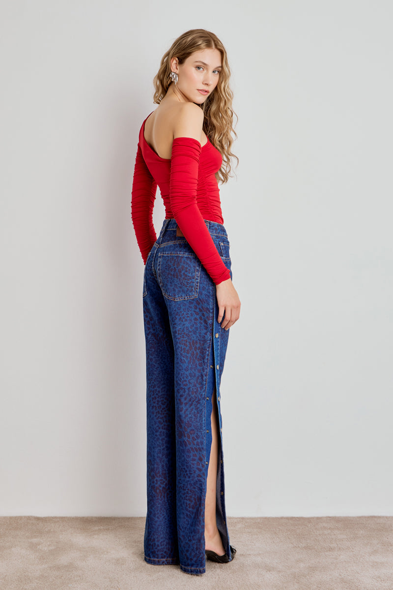 CALCA WIDE LEG ANIMAL PRINT JEANS