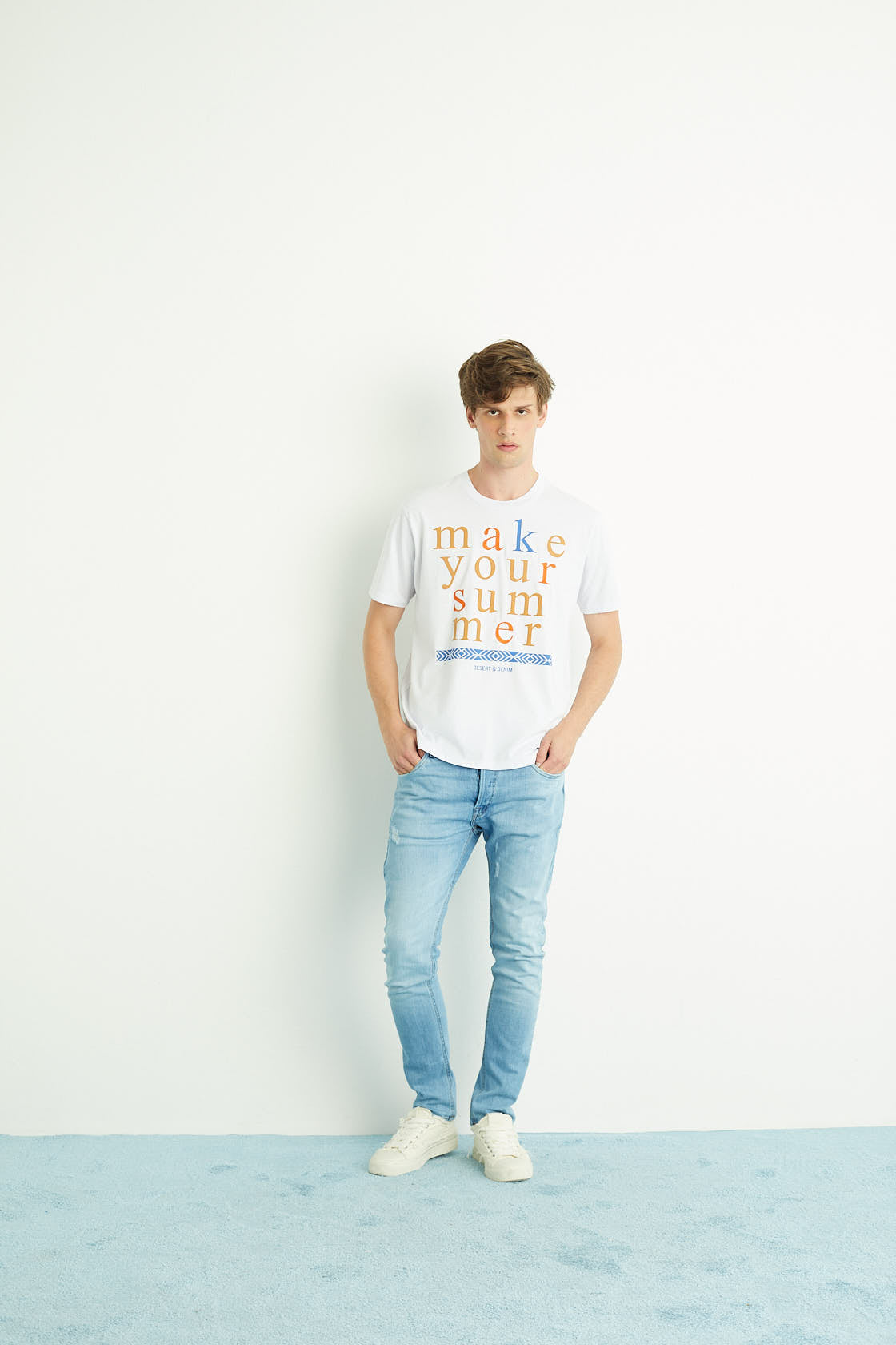 Camiseta Masculina Make Your Summer Branco